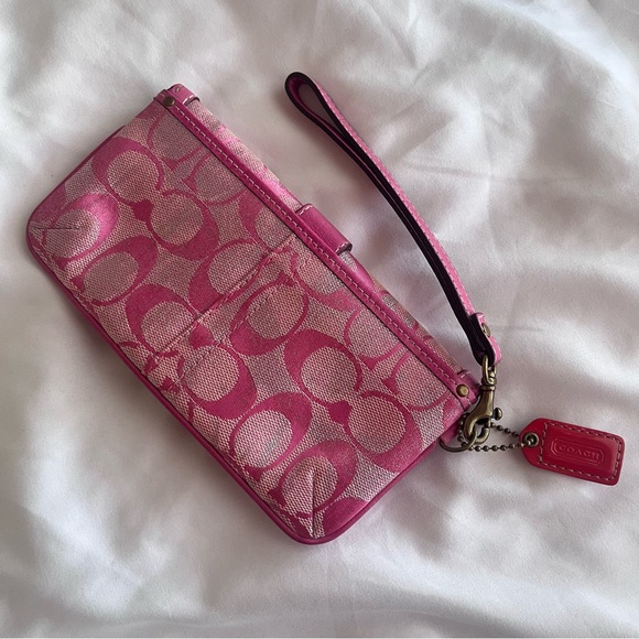 Rare Coach Signature Raspberry Pink Leather Trim Wristlet Keychain Vintage Y2K - Picture 3 of 5